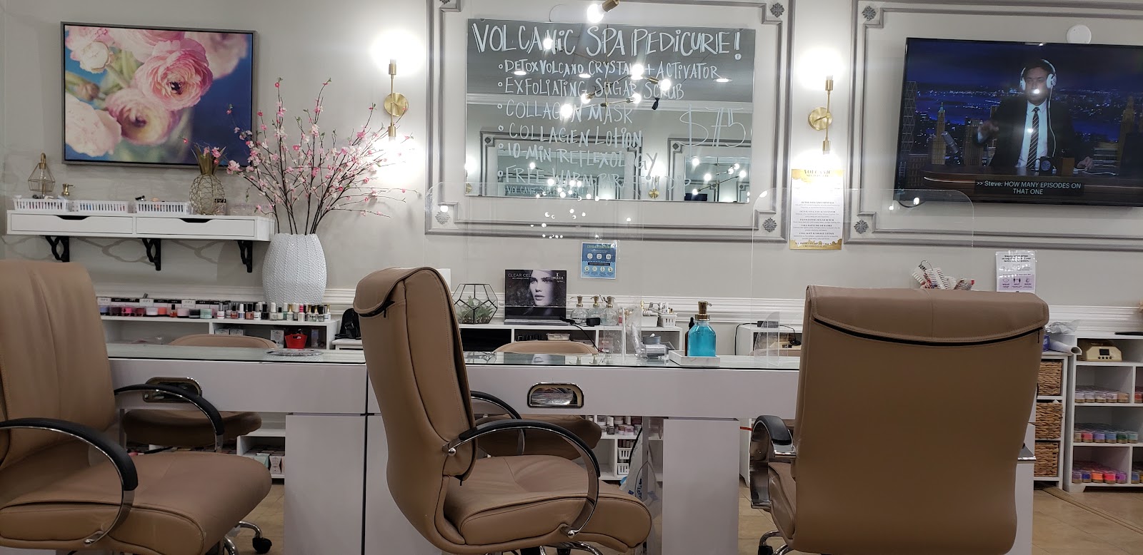 Hollywood Nail Spa nail photo 2