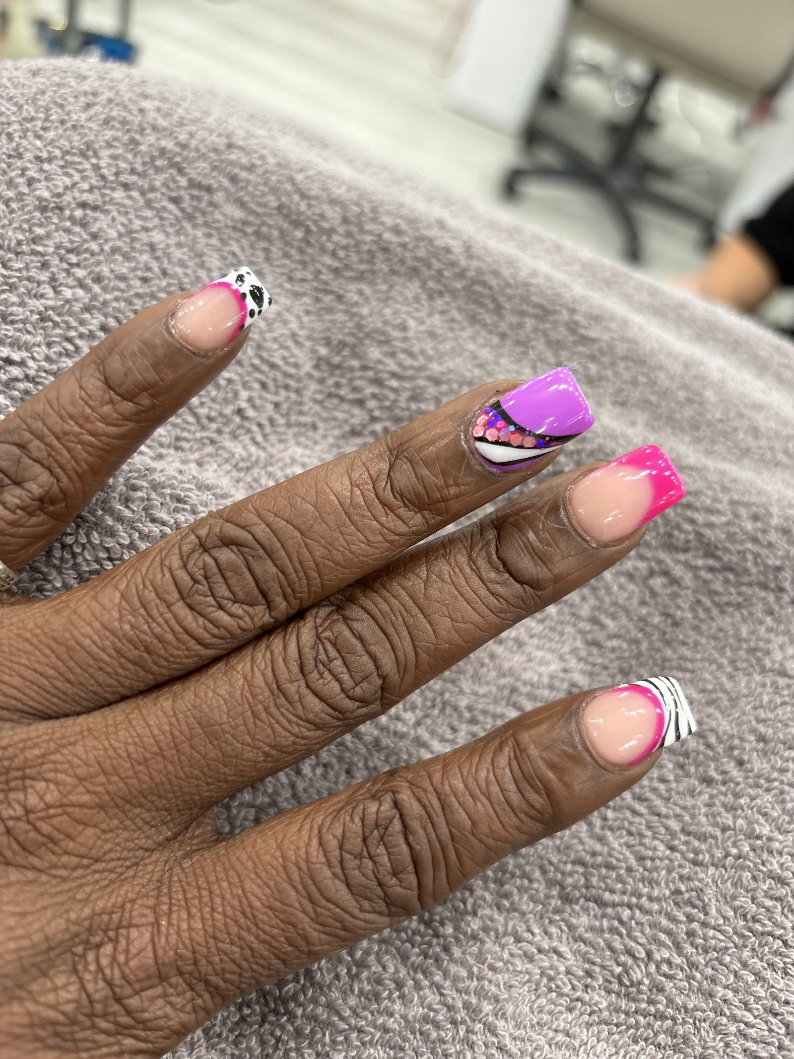 Hollywood Nail Spa nail photo 7